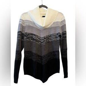 By & By Cowl Neck Sweater Size Small